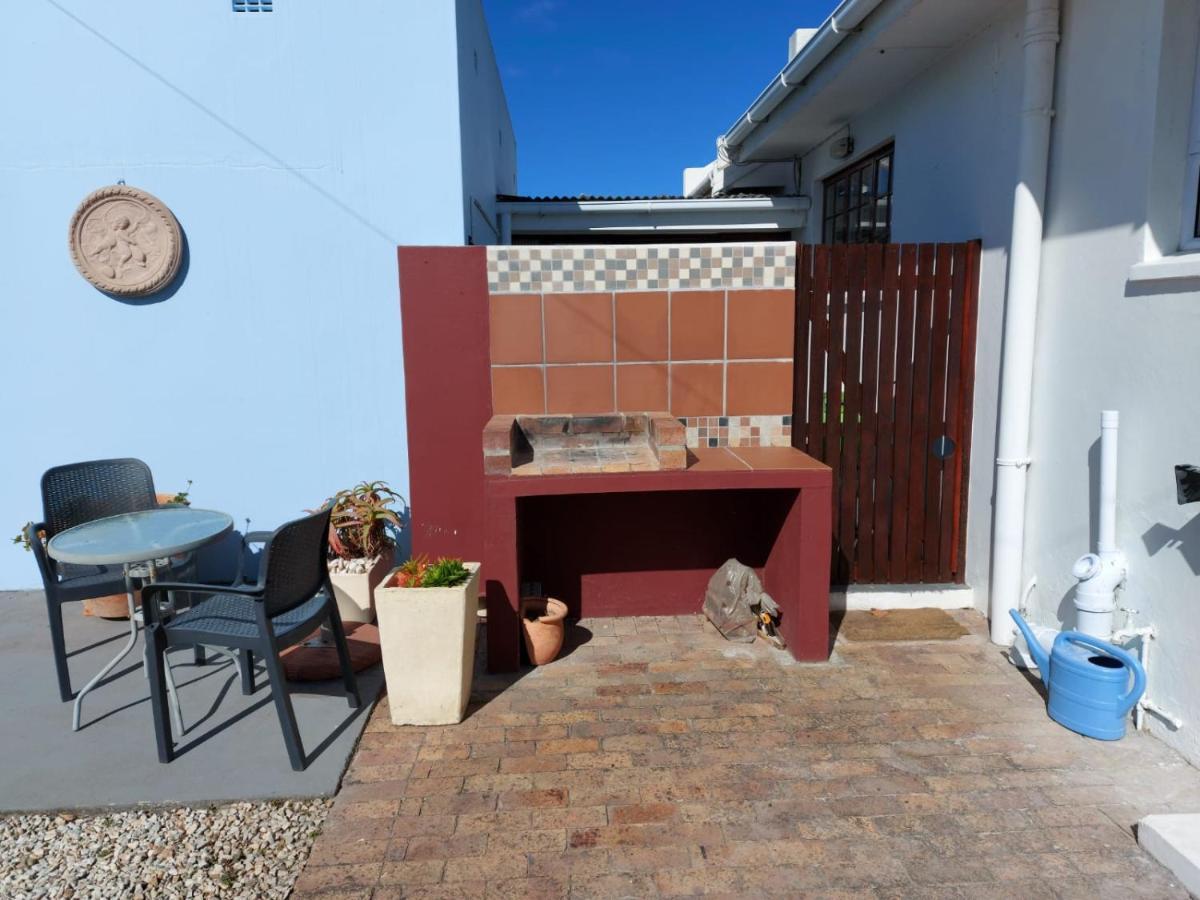 Rose Cottage Hermanus Exterior photo